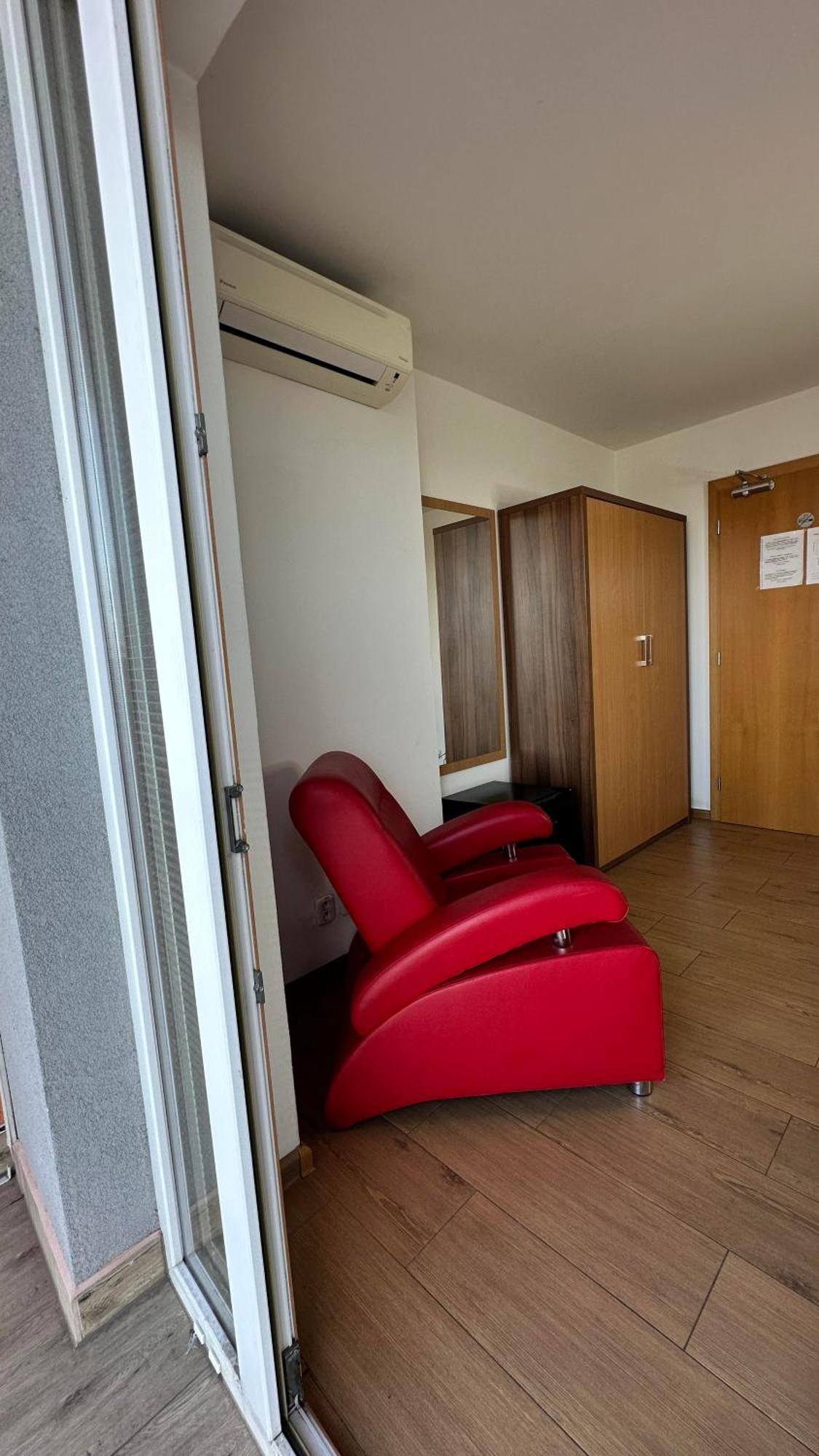 Hotel Muza Kosice Ngoại thất bức ảnh
