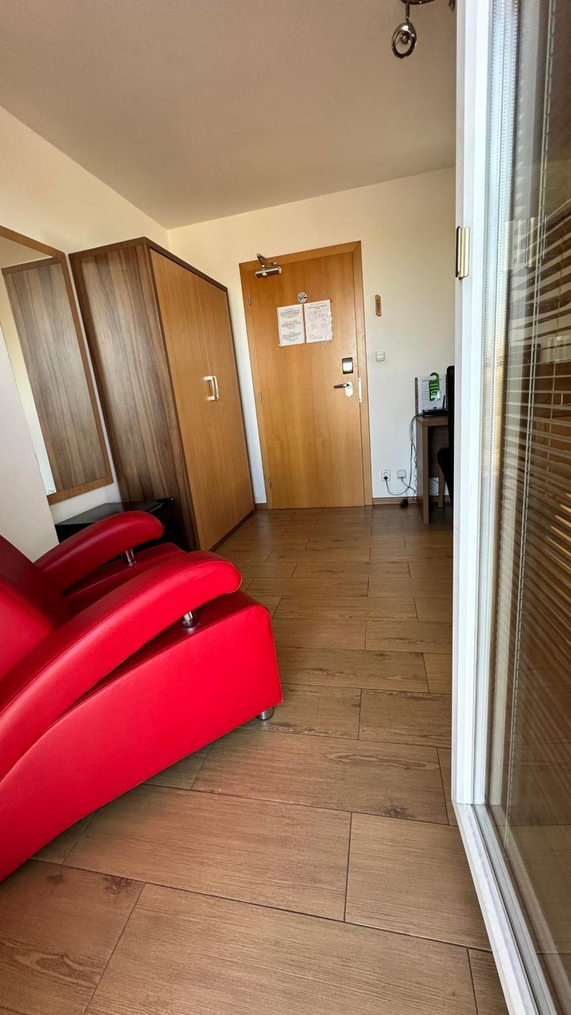 Hotel Muza Kosice Ngoại thất bức ảnh